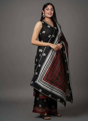 Black printed kurta sets 2