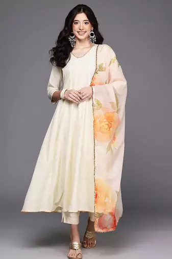 Off white solid poly crepe kurta sets