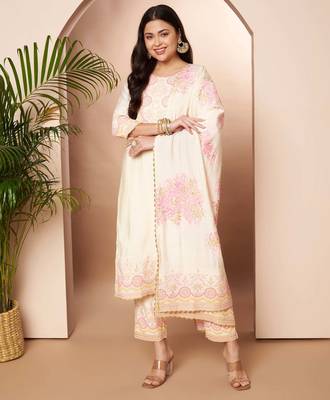 Orange printed silk blend kurta sets 1