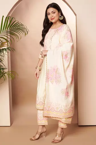 Orange printed silk blend kurta sets