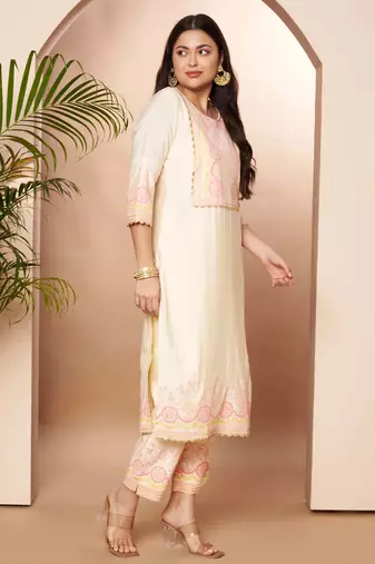 Orange printed silk blend kurta sets