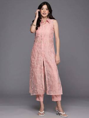 Pink printed organza kurta sets 5
