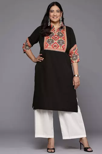 Black crepe long kurtis