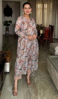 Brown printed poly chiffon kurta sets 2