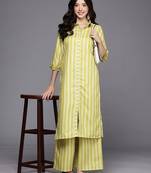 Yellow printed cotton blend kurta sets