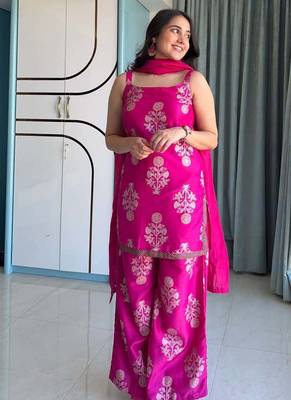Pink printed art silk kurta sets 3