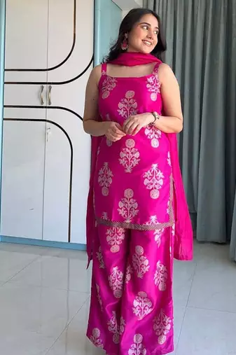Pink printed art silk kurta sets
