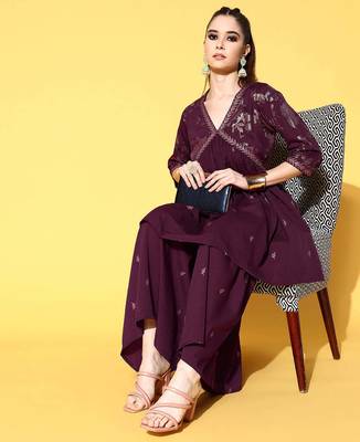 Burgundy printed poly crepe kurta sets 2