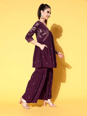 Burgundy printed poly crepe kurta sets 4