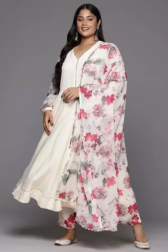 Off white solid poly crepe kurta sets