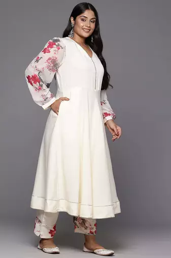 Off white solid poly crepe kurta sets