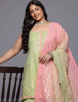 Green printed pure cotton kurta sets 3