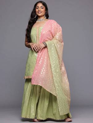 Green printed pure cotton kurta sets 1