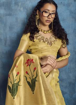 Yellow zari tissue handloom weaving saree 5