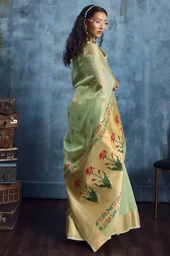 Pista zari tissue handloom weaving saree