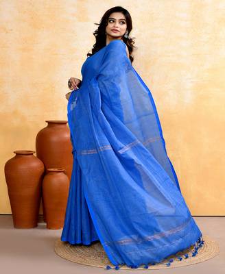 sky blue embellished cotton blend zari check handloom saree 5