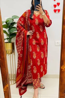 Floral printed orange  cotton  kurta trouser and dupatta set 1