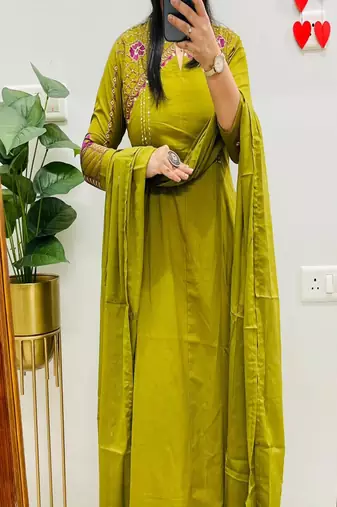 Floral embroidered round neck pure cotton kurta trosuer and dupatta set