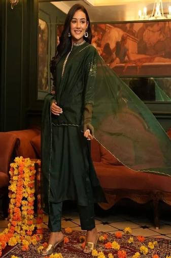 Floral embroidered round neck pure cotton kurta trosuer and dupatta set