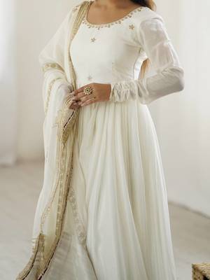 heavy chinon silk thred with sequnce work anarkali gown dupatta set 2