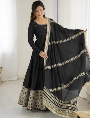 heavy chinon silk thred with sequnce work anarkali gown dupatta set 2