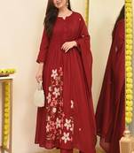 Floral embroidered round neck pure cotton kurta trosuer and dupatta set
