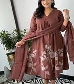Floral printed v neck pure cotton kurta trosuer and dupatta set