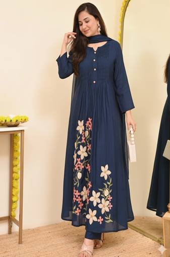 Floral embroidered round neck pure cotton kurta trosuer and dupatta set