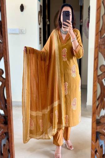 Floral embroidered v neck pure cotton kurta trosuer and dupatta set