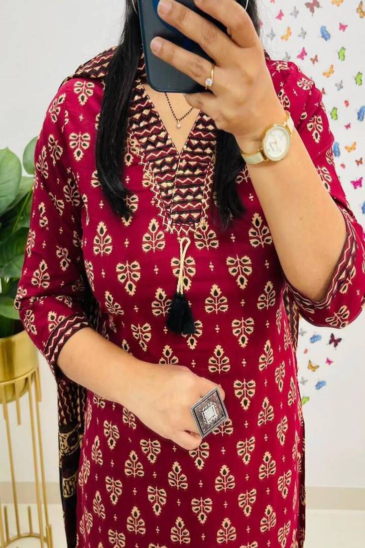 Floral printed v neck pure cotton kurta trosuer and dupatta set