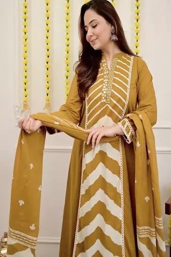 Floral embroidered round neck  cotton kurta trosuer and dupatta set
