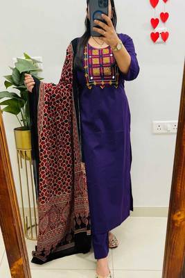 Blue floral embroidered round neck cotton kurta trouser dupatta set 1