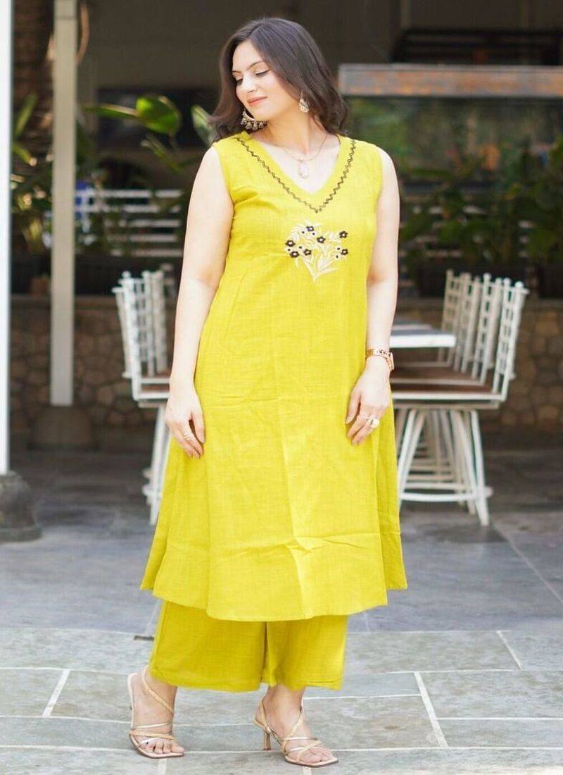 Floral embroidered pure cotton v neck kurta & trouser set