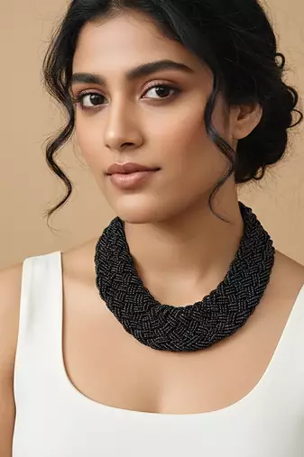 Nvr women vintage braided beads black coloured necklace