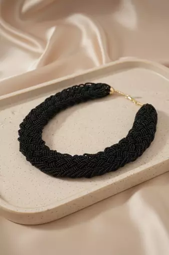 Nvr women vintage braided beads black coloured necklace