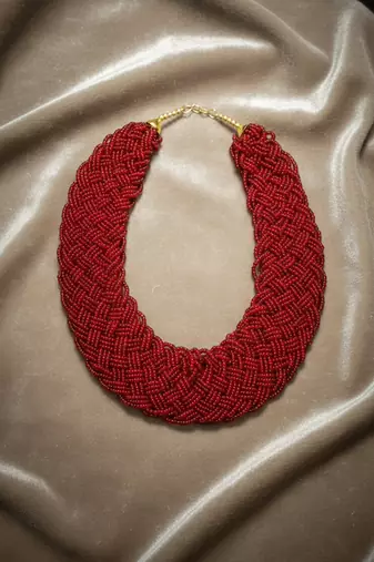 Nvr women vintage braided beads red coloured necklace