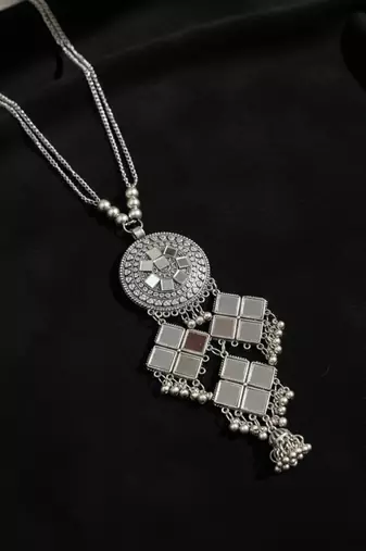 Nvr women oxidized silver plated mirror work necklace