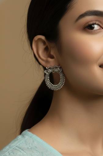 Nvr women oxidized silver plated elephant design drop earrings