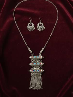 Nvr women oxidized silver-plated tribal jewellery set with chain tassels & colored stones 3
