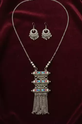 Nvr women oxidized silver-plated tribal jewellery set with chain tassels & colored stones