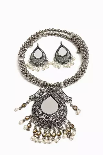 Nvr women oxidized silver-tone mirror & pearl ethnic necklace with earring set