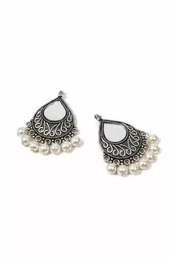 Nvr women oxidized silver-tone mirror & pearl ethnic necklace with earring set