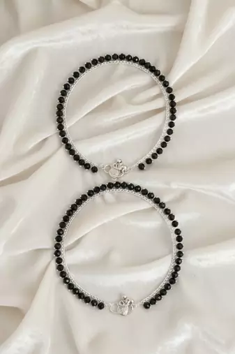 Nvr women silver-plated oxidised german silver anklet with black beads
