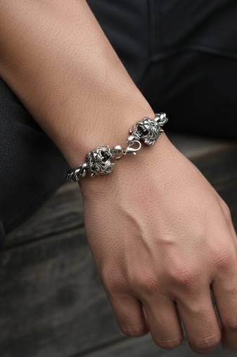 Nvr men's silver plated lion design bracelet