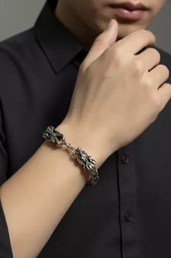 Nvr men's silver plated stylish charm bracelet