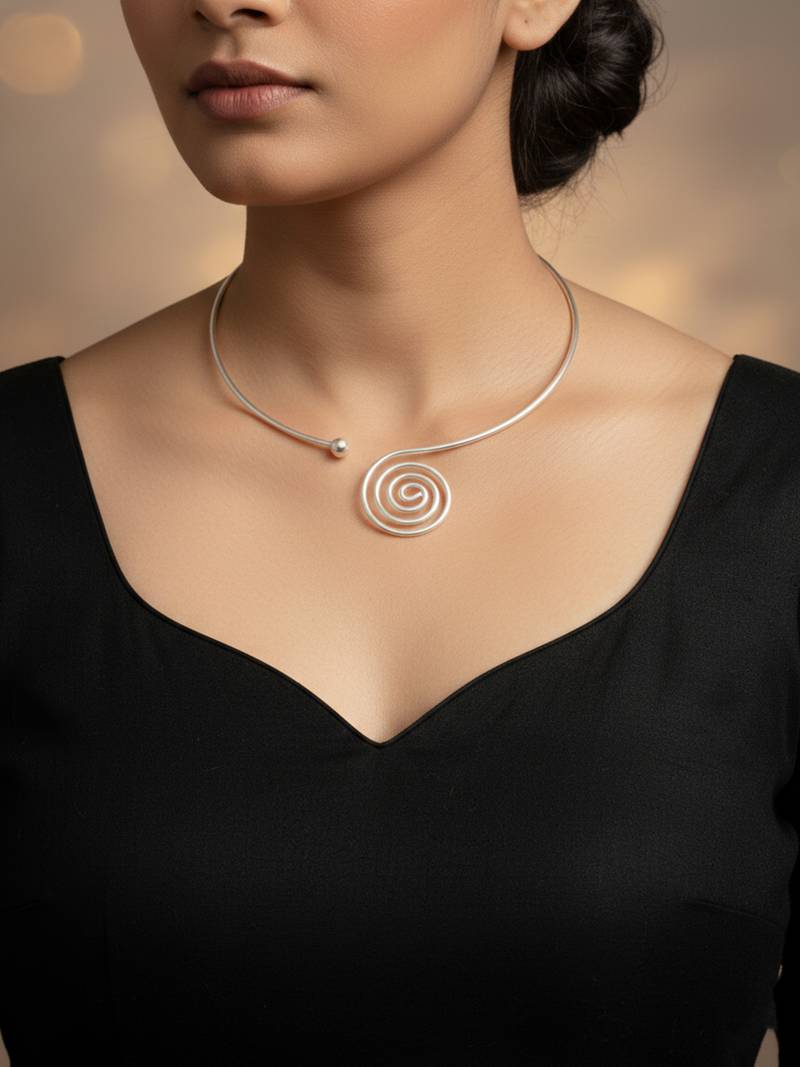 Nvr women handcrafted silver plated open collar spiral necklace
