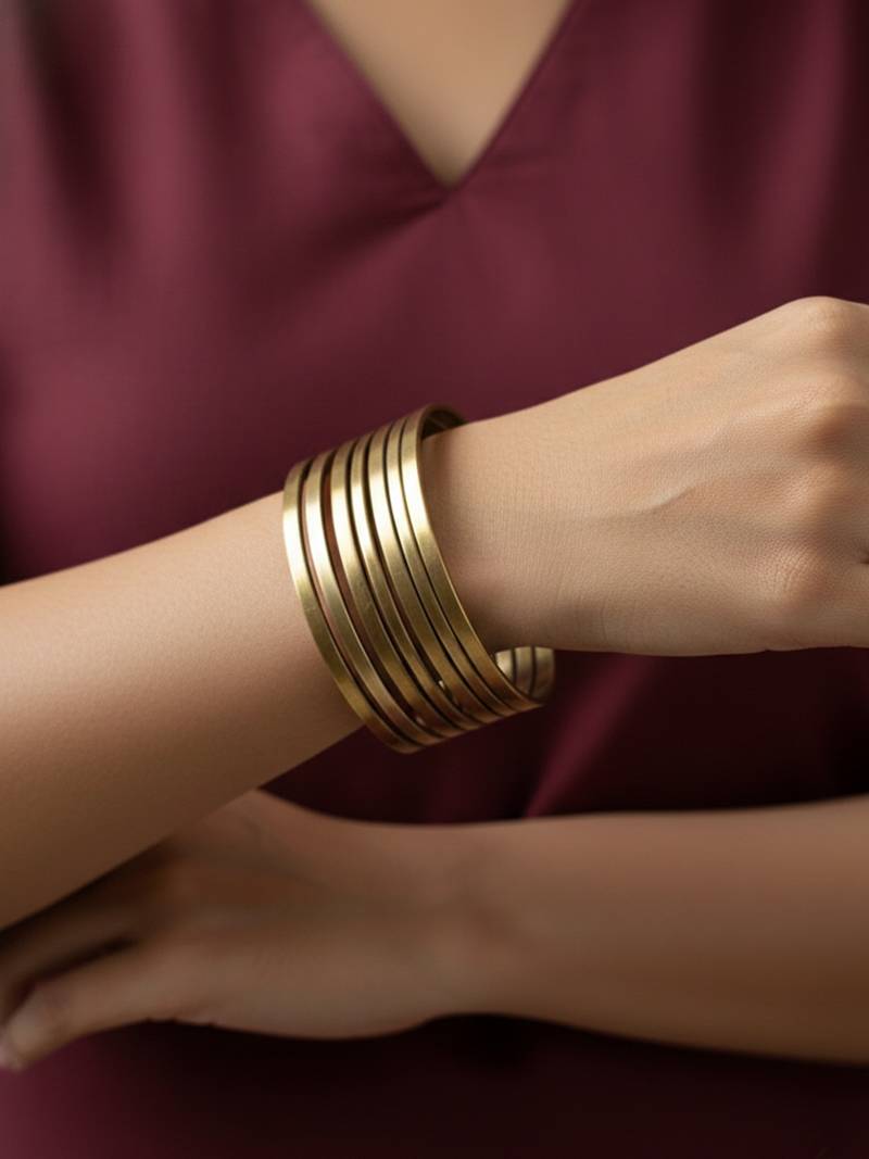Nvr women plain split coil gold plated cuff bracelet 