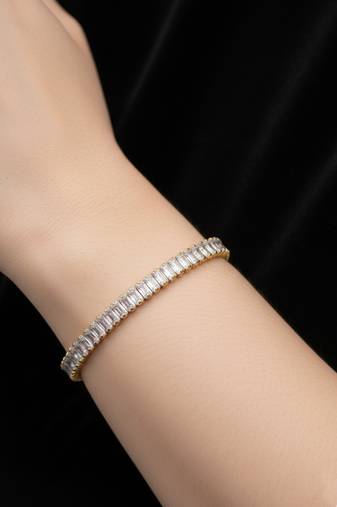 Nvr women gold plated rectangular cut cz stones tennis bracelet