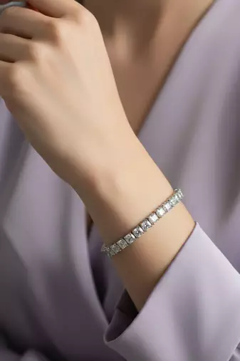 Nvr women silver plated cz stones rectangular cut tennis bracelet