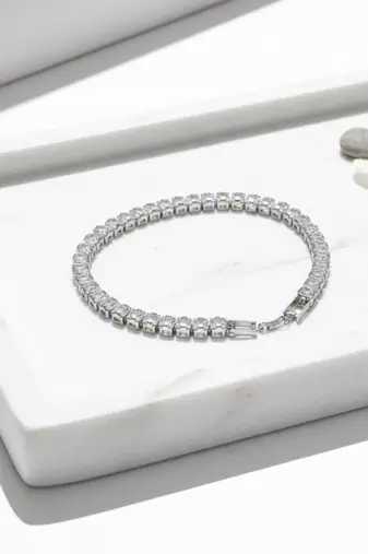 Nvr women silver plated cz stones rectangular cut tennis bracelet